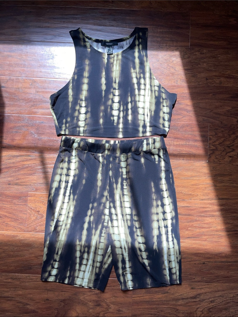 Matching Set Tie-Dye Crop Tank and Bike Shorts
